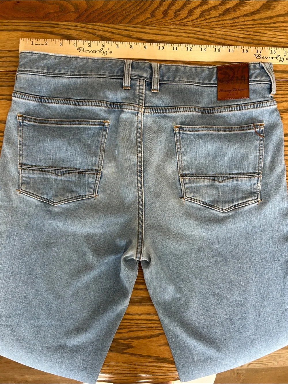 Tommy Bahama Men’s Light Blue Jeans, 36x32, small snag (see pictures)
